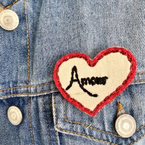 IMG broche brodée S'tyle upcycling Amour